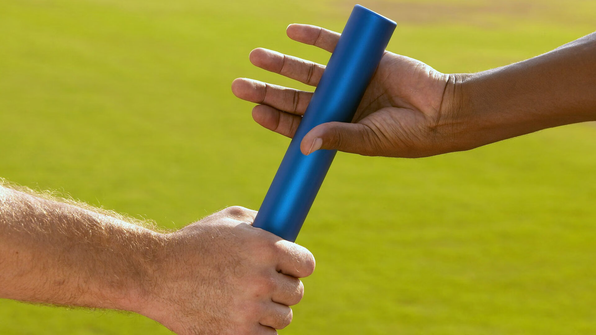 团队协作冠军,车队配合成就佳绩,车队团结力量大