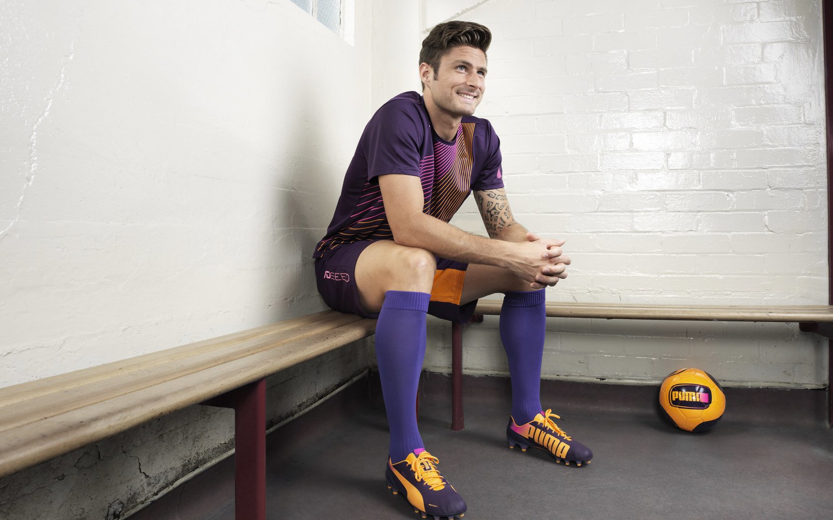 团队协作冠军,车队配合成就佳绩,车队团结力量大